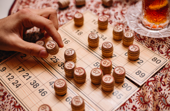 Bingo tiešsaistē – kā spēlēt un laimēt